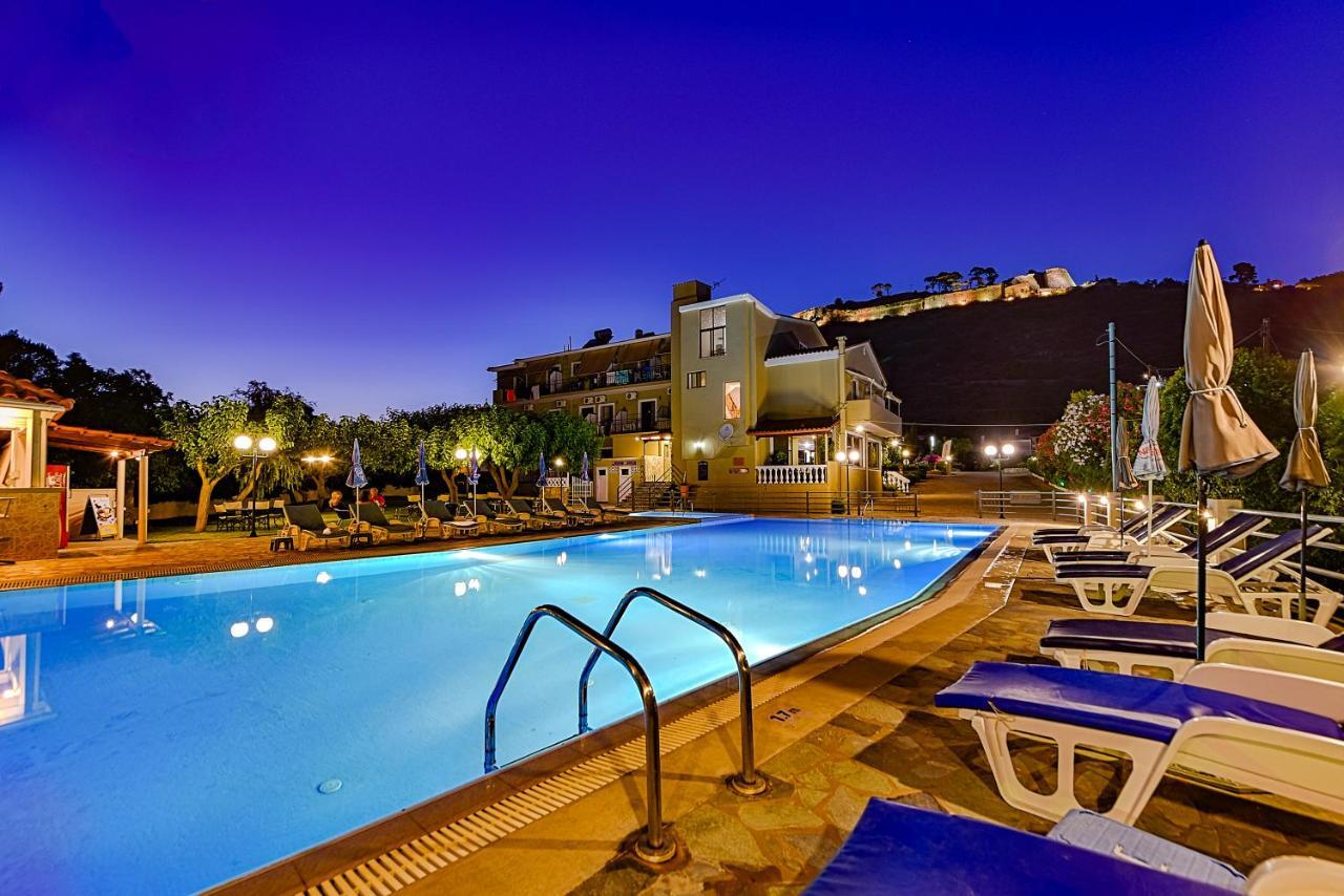 Ionis Hotel Troianata Exterior photo